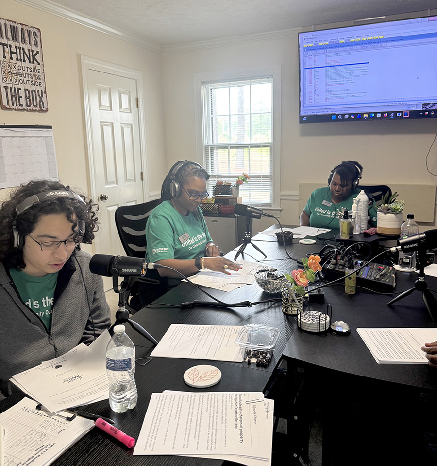 FBFCU employees volunteering at the Vision Resource Center